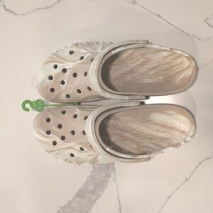 CROCS Baya Marbled Clog